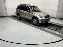 2004 TOYOTA RAV4 BASE