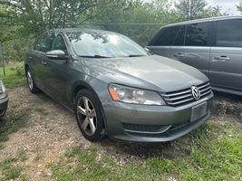 2012 VOLKSWAGEN PASSAT SE