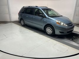 2007 TOYOTA SIENNA CE