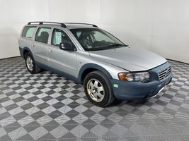 2001 VOLVO V70 XC
