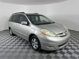 2006 TOYOTA SIENNA LIMITED
