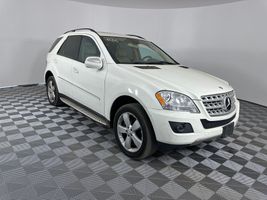 2009 MERCEDES-BENZ M CLASS ML350