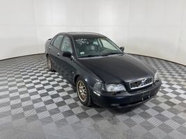 2004 VOLVO S40 BASE