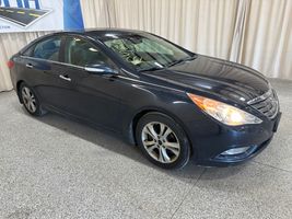 2011 HYUNDAI SONATA LIMITED