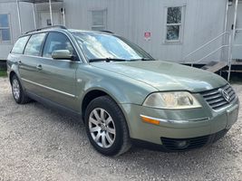 2003 VOLKSWAGEN PASSAT GLS