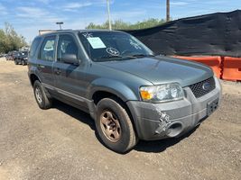 2005 FORD ESCAPE 