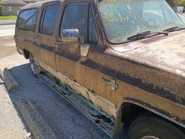 1985 CHEVROLET SUBURBAN