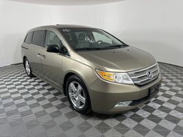 2011 HONDA ODYSSEY TOURING