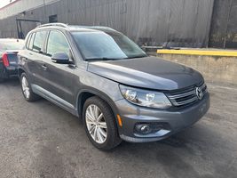 2012 VOLKSWAGEN TIGUAN SE 4MOTION