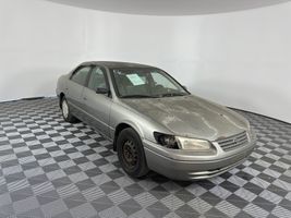 1997 TOYOTA CAMRY LE