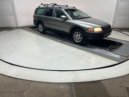 2007 VOLVO XC70 