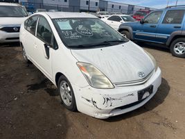 2004 TOYOTA PRIUS 