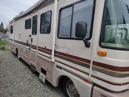 1993 FLEETWOOD ENTERPRISES INC (BOUNDER) BOUNDER  