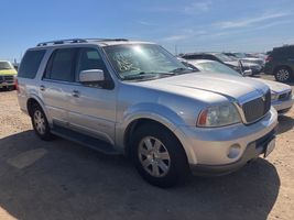 2003 LINCOLN NAVIGATOR 