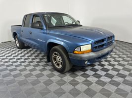 2002 DODGE DAKOTA SPORT