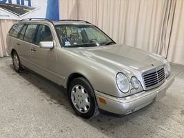 1999 MERCEDES-BENZ E CLASS E320