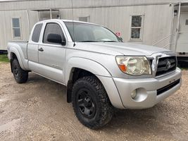 2005 TOYOTA TACOMA SR5