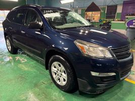 2016 CHEVROLET TRAVERSE LS