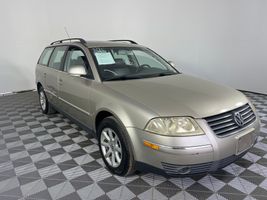 2004 VOLKSWAGEN PASSAT 