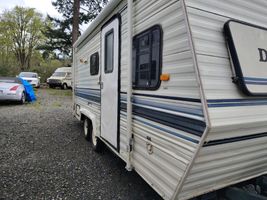 1993 DUTCHMEN CLASSIC  