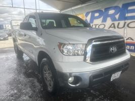 2012 TOYOTA TUNDRA