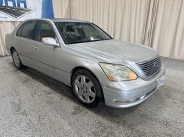 2004 LEXUS LS 430 