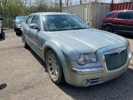 2005 CHRYSLER 300