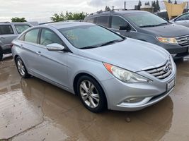 2011 HYUNDAI SONATA LIMITED