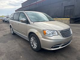 2013 CHRYSLER TOWN & COUNTRY TOURING L