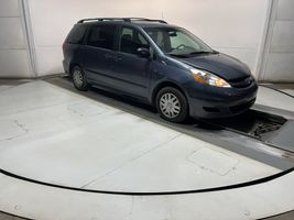 2009 TOYOTA SIENNA CE 7 PASSENGER