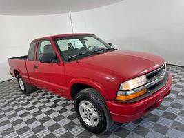 2001 CHEVROLET S10 