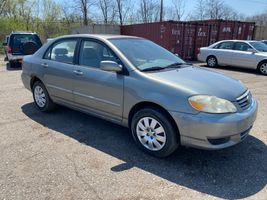 2004 TOYOTA COROLLA