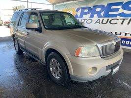 2004 LINCOLN NAVIGATOR
