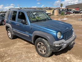 2004 JEEP LIBERTY SPORT