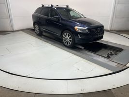 2017 VOLVO XC60 T5 - INSCRIPTION