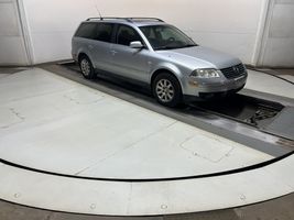 2002 VOLKSWAGEN PASSAT GLS