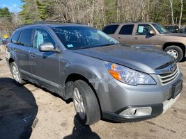 2011 SUBARU OUTBACK LIMITED