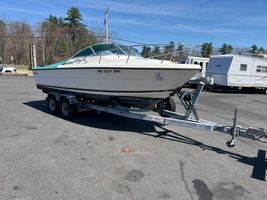 1993 PURSUIT 21' CUDDY CAB 