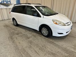 2007 TOYOTA SIENNA CE