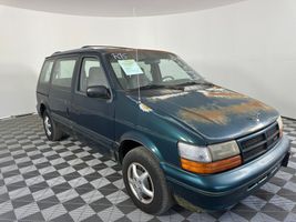 1994 DODGE CARAVAN 