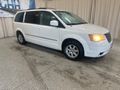 2010 CHRYSLER TOWN & COUNTRY