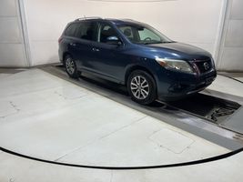 2013 NISSAN PATHFINDER PLATINUM