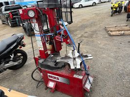  TIRE CHANGING MACHINE  COATS