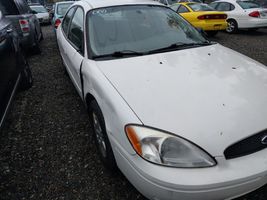 2006 FORD TAURUS SE