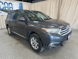 2012 TOYOTA HIGHLANDER BASE