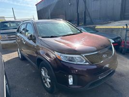 2014 KIA SORENTO LX