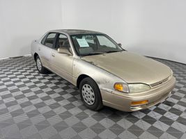 1996 TOYOTA CAMRY DX
