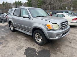 2004 TOYOTA SEQUOIA LIMITED
