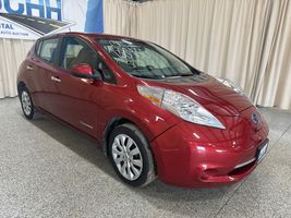 2015 NISSAN LEAF S