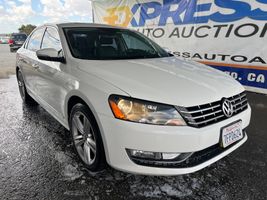2014 VOLKSWAGEN PASSAT